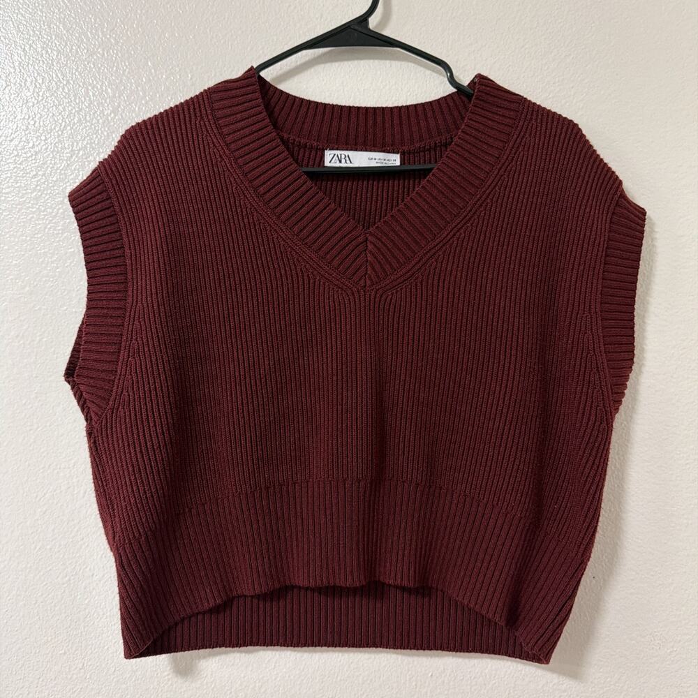 Zara Red Maroon Sweater Vest Womens Medium Knit Ribbed Top Casual Sleeveless Top